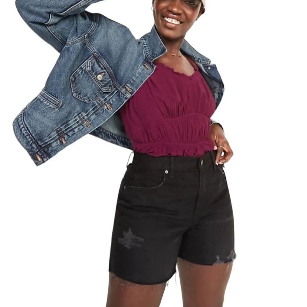 NWT Old Navy high rise slouchy straight black cut off shorts size 10
